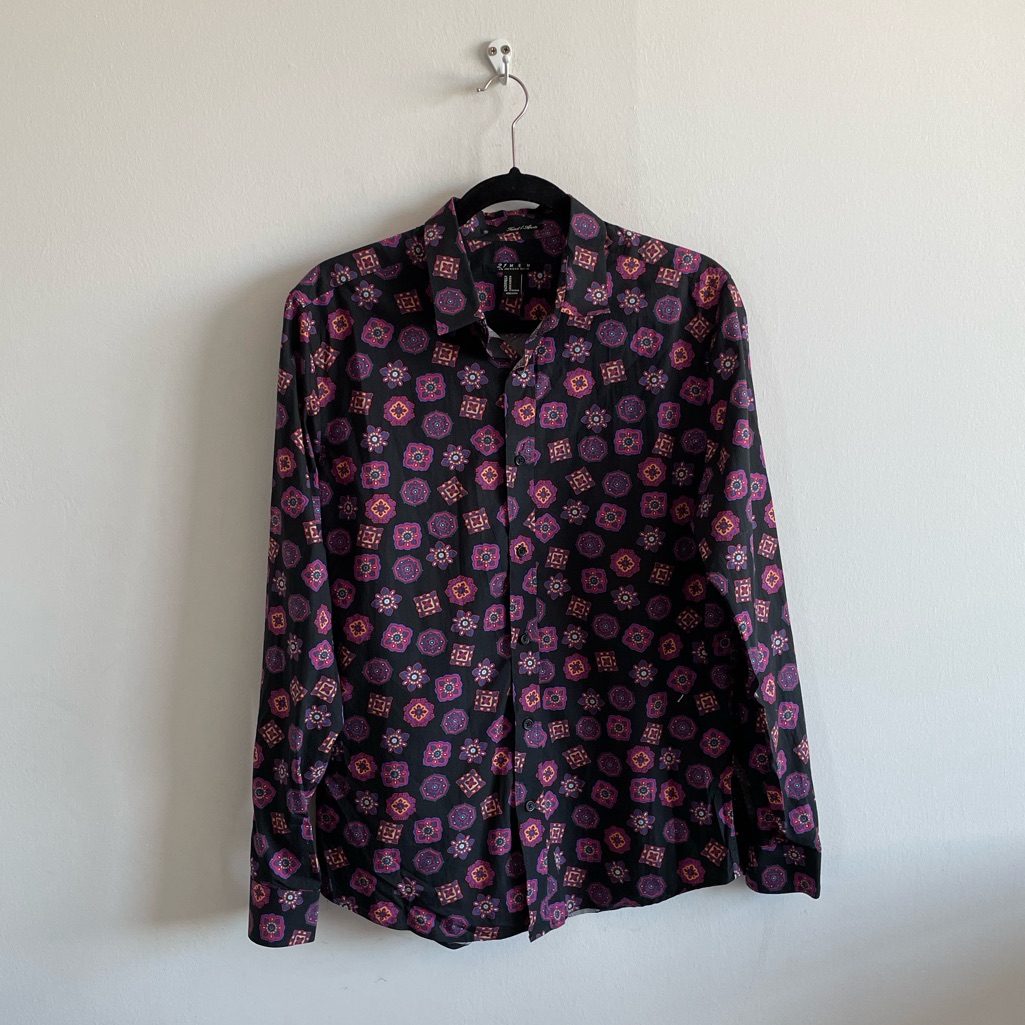 21men Black & Multicolor Pattern Button Down